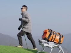 Conheça As2, um cão-robô movido a bateria que não esfrega a barriga.