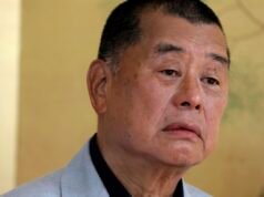 Crítico chinês e ex-magnata da mídia Jimmy Lai condenado a 20 anos em Hong Kong: NPR