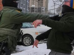 O manual de Trump vacila na resposta à crise ao tiroteio em Minneapolis