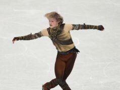 Ilia Malinin economiza energia, mas os EUA ainda lideram a seleção olímpica de patinação artística