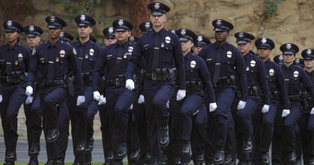 urlhttps3A2F2Fcalifornia-times-brightspot.s3.amazonaws.com2Ff32F652F3a5bddb64ddc86e23a0f775a.jpeg