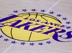 O Lakers supostamente planeja expandir e renovar a diretoria nesta entressafra com base no modelo dos Dodgers