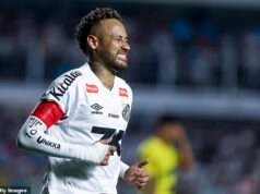 É Neymar x Ancelotti: o superastro brasileiro ‘triste e chateado’ de £ 198 milhões ‘não consegue ficar quieto’ depois que o ex-técnico do Real Madrid questiona seu sonho de Copa do Mundo