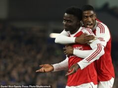 Eu conheço os verdadeiros motivos da bizarra caça às bruxas contra o Arsenal: é por isso que times perdedores e uma classe de analistas tendenciosos não suportam vê-los vencer da maneira “errada” – e os planos patéticos que eles estão tentando impedir o lado de Mikel Arteta, escreve OLIVER HOLT