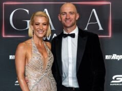 Os supercarros chocam o esporte ao fazer um movimento MUITO surpresa com a glamorosa estrela adulta OnlyFans