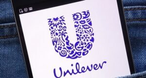 O presidente da Unilever, Fernando Fernandez, pretende pagar 20 milhões de libras salariais