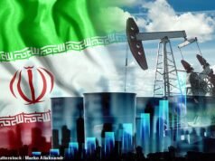 Chefe do petróleo acusado de ‘ajudar o fluxo de caixa para Teerã’