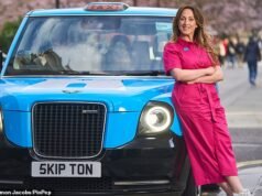 NATALIE CASSIDY, Pauline Fowler e Phil Mitchell foram meus consultores financeiros; Eles me ajudaram a montar uma pensão e a comprar minha primeira casa, diz ele