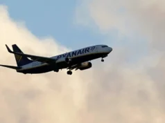 Anúncio de voos regulares para Jordânia, Egito, Arábia Saudita e outros destinos