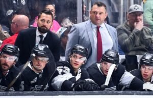 Kings perdem o primeiro jogo desde a demissão do técnico; Avs primeiro a 40 vitórias