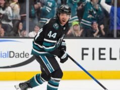 Fonte: Sharks Kiefer Sherwood concorda com extensão de 5 anos