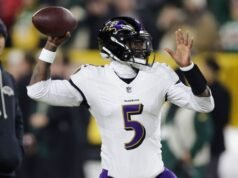 Fontes: Ravens manterá o QB Huntley reserva em um contrato de dois anos