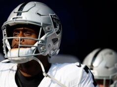 Fontes: Jets obtêm seu QB, trocam com Raiders por Geno Smith