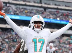 A negociação de Jaylen Waddle deve reforçar o QB Bo Nix do Denver Broncos