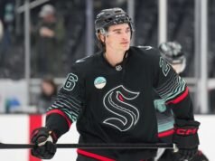 O atacante do Seattle Kraken, Ryan Winterton, está tirando licença