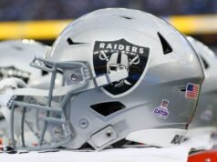 Ex-pivô dos Raiders, Barret Robbins morre aos 52 anos