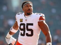 GM dos Browns: ajuste de contrato de Myles Garrett não relacionado a uma negociação