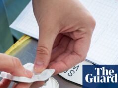 Chefe do NHS Inglaterra ‘realmente preocupado’ com suprimentos farmacêuticos | Serviço Nacional de Saúde