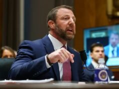 O Senado confirmou Markwayne Mullin para liderar o DHS