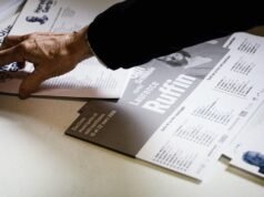 O primeiro turno das eleições municipais foi realizado na França um ano antes das eleições presidenciais