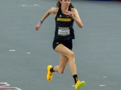 Os Tigers cruzam a linha em grande estilo para encerrar o encontro ao ar livre de abertura da temporada