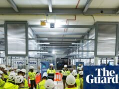 Desenvolvedores de data centers enfrentam apelos para divulgar o impacto nas emissões líquidas do Reino Unido | IA (inteligência artificial)