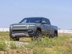 Uber investe na fabricante de carros elétricos Rivian para o lançamento de táxis robôs