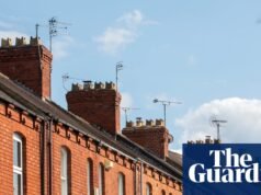 Os custos de habitação no Reino Unido aumentaram 41% em cinco anos para locatários e proprietários, mostra pesquisa | Propriedade