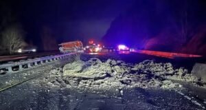 Deslizamento de destroços fecha seção da I-5 perto de Woodland, causando grandes atrasos no tráfego