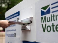 Leis de Oregon e Washington estão em perigo enquanto a Suprema Corte ouve caso que afeta o voto pelo correio