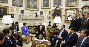 Primeiro-ministro japonês ‘humilhado’: Líderes mundiais fugirão do Salão Oval, diz analista