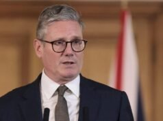 Líderes mundiais reagem aos ataques EUA-Israel que mataram o líder supremo do Irã, Khamenei