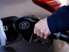 O que saber sobre o aumento dos preços do gás e do petróleo à medida que a turbulência no Irão persiste