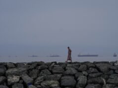 O inimigo recebe um voto; os aliados também