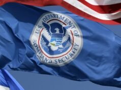 DHS prende homem dentro do tribunal de Oregon sem mandado judicial: o que isso significa