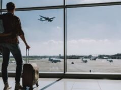 Trump ameaça enviar polícia de imigração para fazer verificações de segurança no aeroporto