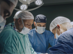 Telas de ‘Médico Americano’ focadas em Gaza no CPH:DOX em Copenhague