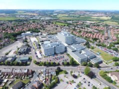 Votação oficial de greve em andamento envolvendo enfermeiras em South Yorkshire