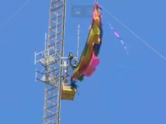 EM VÍDEO | Dois passageiros suspensos a 270 pés de um balão de ar quente no Texas são resgatados