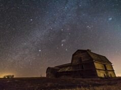 A lua nova de março de 2026 traz vistas deslumbrantes de Júpiter, Vênus, luz zodiacal e muito mais