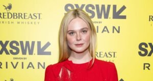 Elle Fanning criou uma conta exclusiva para fãs. Aqui está o porquê