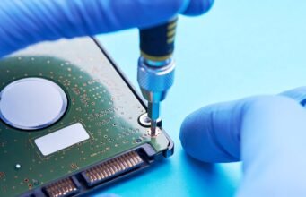 Como comprar eletrônicos usados ou recondicionados (2026)