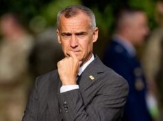 Corey Lewandowski é gratuito? Sobre seus filhos e família – Hollywood Life