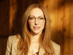 Fotos da estrela de ‘What 70s Show’ – Hollywood Life