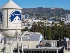 John Oliver ataca a Paramount enquanto explora a extrema direita da Hungria