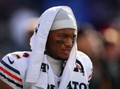 Bears enviam mensagem sincera ao DJ Moore após troca com Bills