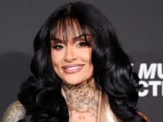 Kehlani anuncia data de lançamento e compartilha a arte da capa do álbum autointitulado