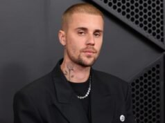 Fotos da cantora ao longo dos anos – Hollywood Life