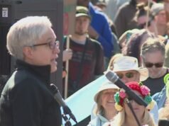 ‘Chegou ao fundo’: líderes do Oregon falam em eventos de comício No Kings em Portland