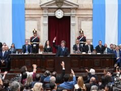 Com alegria, Xavier Millay defende sua administração e anuncia plano de 90 reformas para a política futura El Intransigente